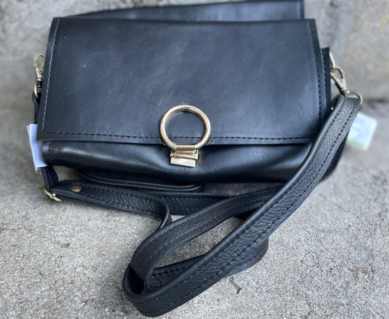 Classic Messenger Bag - Black