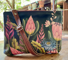  Standard Shoulder Bag - Protea Night