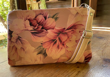  Standard Shoulder Bag - Pink and White